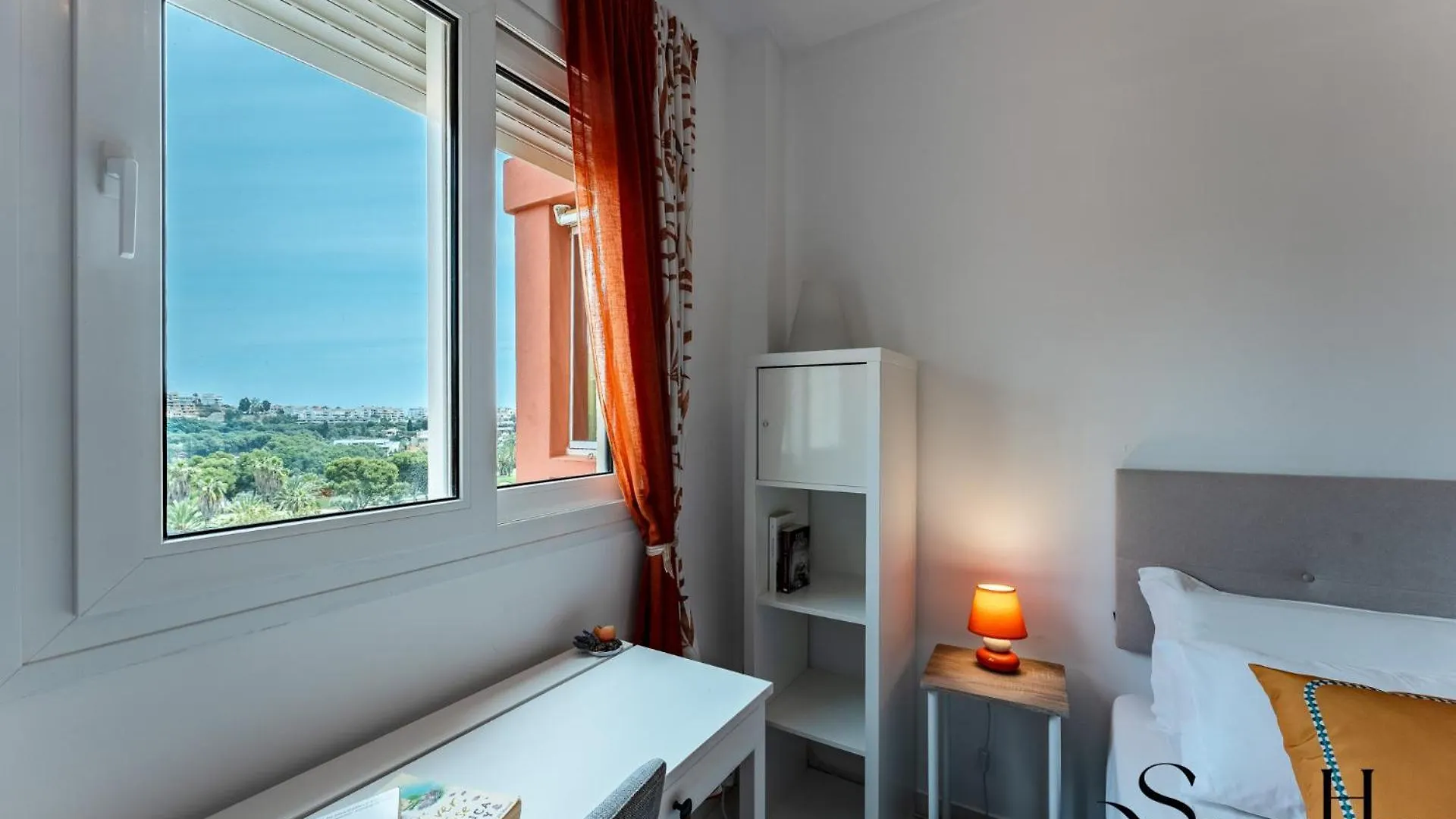 Appartement Amazing Sea And Golf Course View 2Br, Parking Pool à Benalmádena